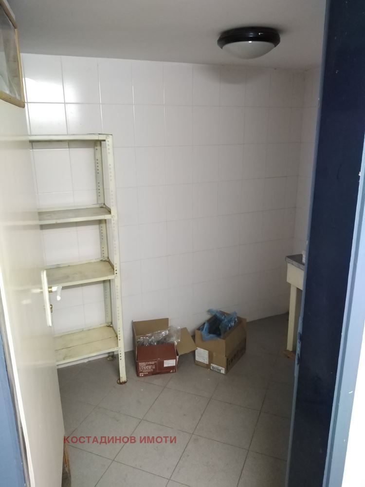 Издаје се  Бар; кафић Пловдив , Каменица 2 , 280 м2 | 81536777 - слика [14]