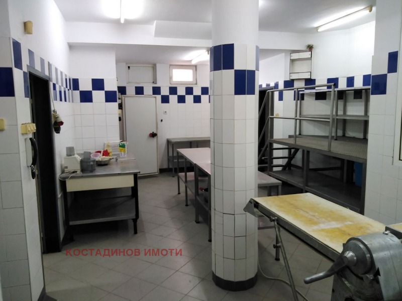 Издаје се  Бар; кафић Пловдив , Каменица 2 , 280 м2 | 81536777 - слика [9]