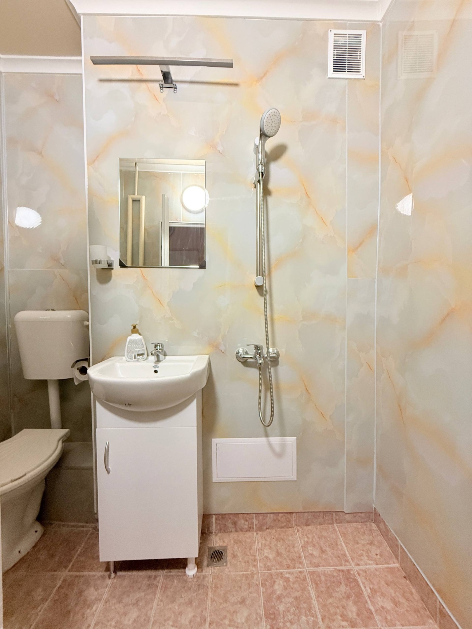 Дава под наем 1-СТАЕН, гр. София, Люлин 9, снимка 3 - Апартаменти - 54064329