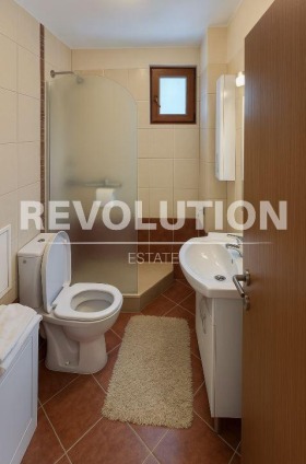 2-стаен град Варна, Бриз 5