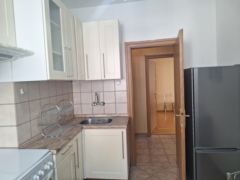 Do wynajęcia  1 sypialnia Sofia , Centar , 65 mkw | 25988948 - obraz [3]