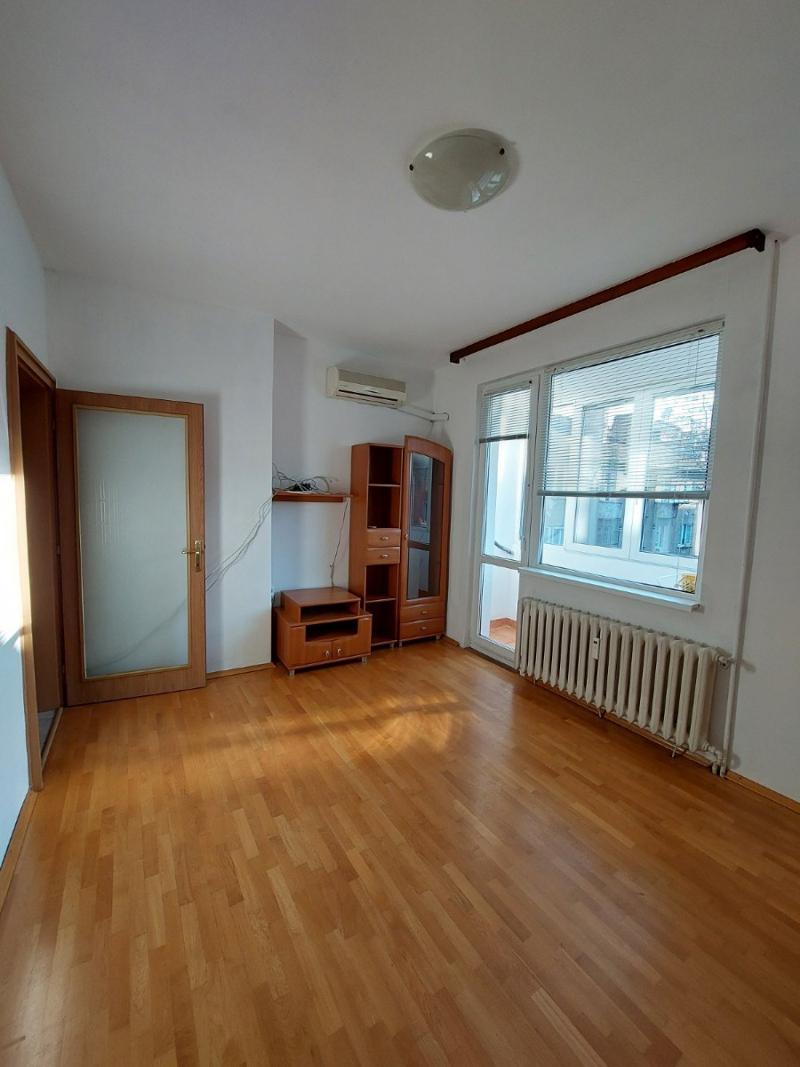 Te huur  1 slaapkamer Sofia , Tsentar , 65 m² | 54651598 - afbeelding [2]