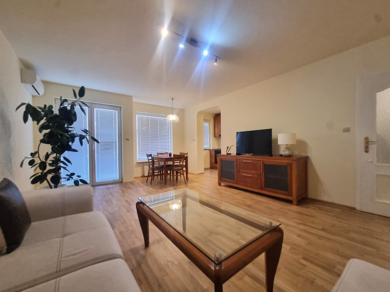 För uthyrning  1 sovrum Sofia , Oboristje , 80 kvm | 64825006