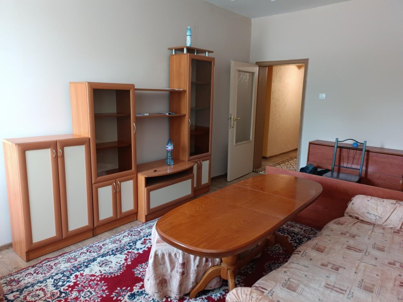 Til leie  1 soverom Plovdiv , Kamenitsa 1 , 67 kvm | 65090160 - bilde [3]