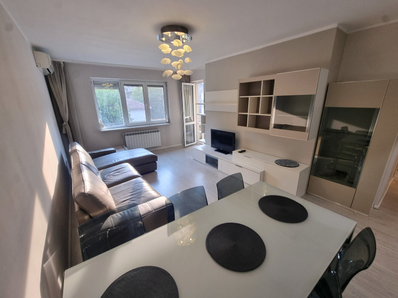 В аренду  2 спальни София , Лозенец , 100 кв.м | 91551400