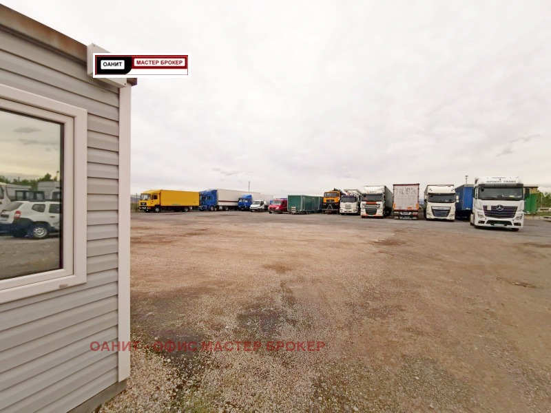 Para alugar  Trama Sofia , Suhodol , 2000 m² | 98220382