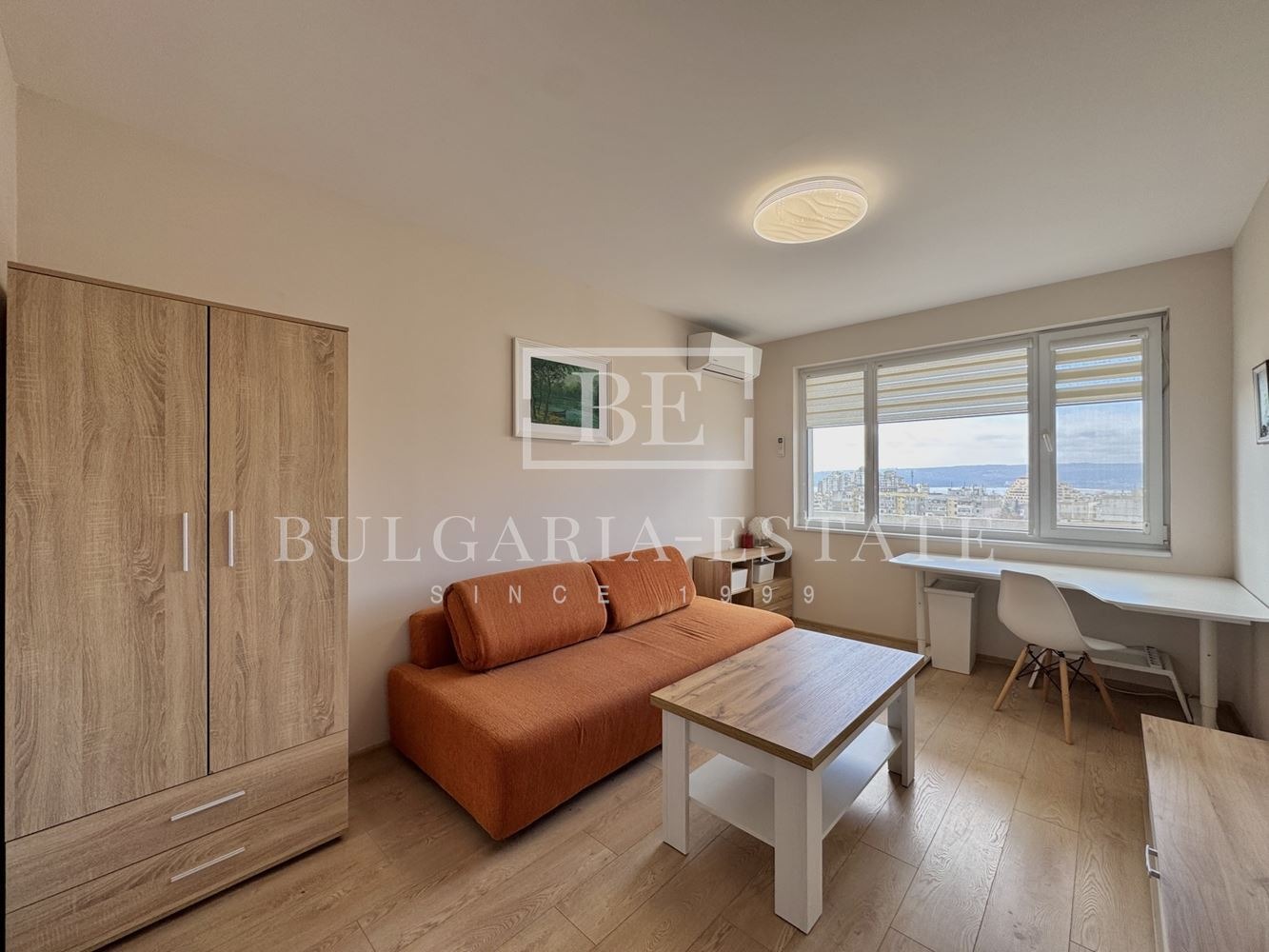 Дава под наем 3-СТАЕН, гр. Варна, Левски 1