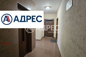 2-стаен град Варна, Бриз 13