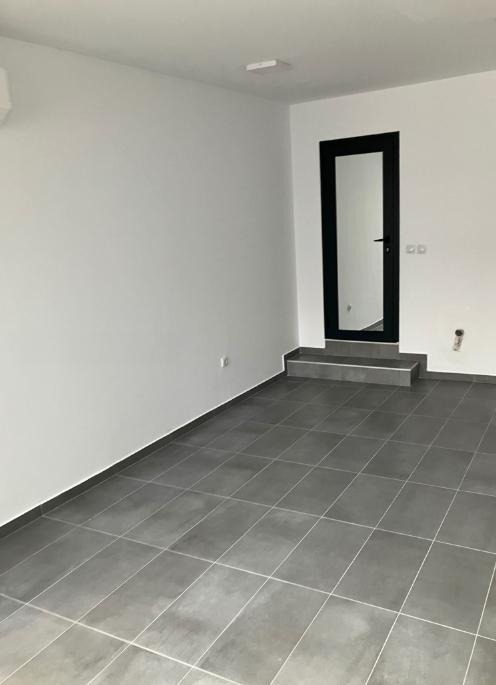 K pronájmu  Kancelář Plovdiv , Maraša , 30 m2 | 87883388