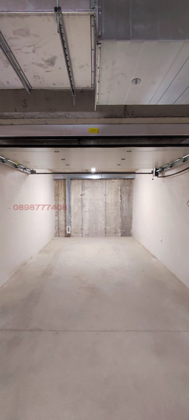 Дава под наем ГАРАЖ, ПАРКОМЯСТО, гр. София, Зона Б-5-3, снимка 2 - Гаражи и паркоместа - 53270016