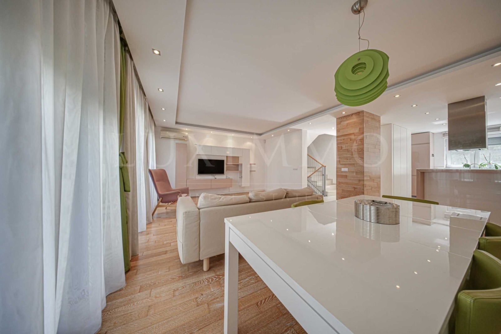 Дава под Наем КЪЩА | Imot.bg — изображение 1