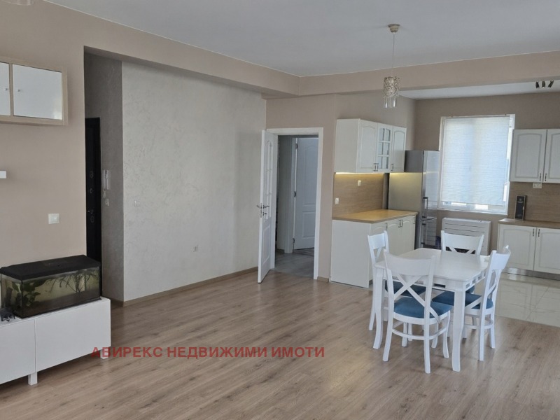 Zu vermieten  2 Schlafzimmer Plowdiw , Ostromila , 130 qm | 37212616 - Bild [9]