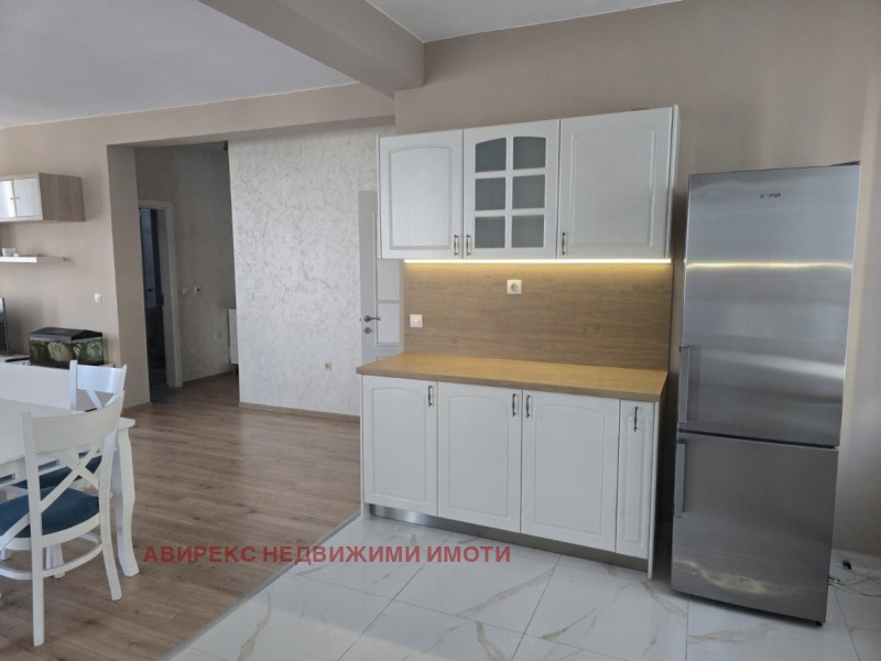 Zu vermieten  2 Schlafzimmer Plowdiw , Ostromila , 130 qm | 37212616 - Bild [7]