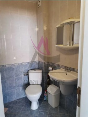 1 спаваћа соба Лјатно кино Тракија, Варна 7
