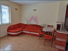 1 спаваћа соба Лјатно кино Тракија, Варна 2