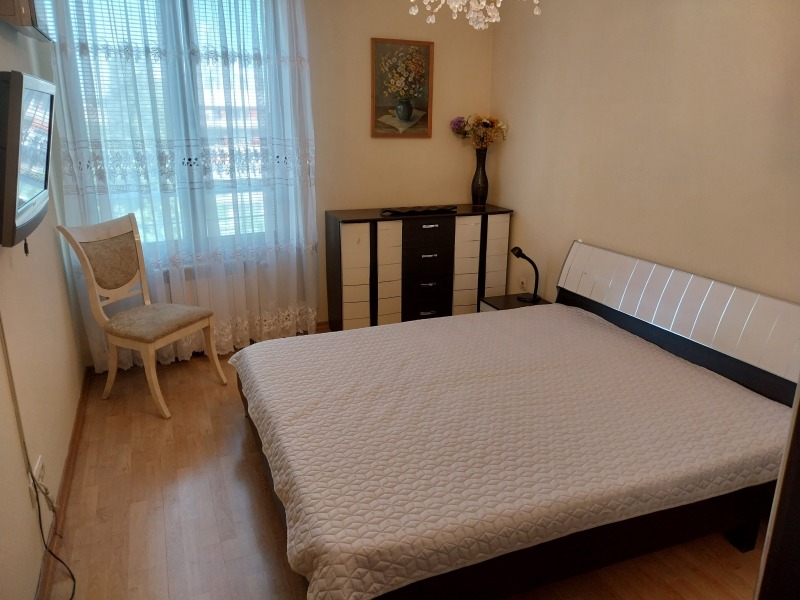 Дава под наем  3-стаен град София , Изток , 110 кв.м | 32729996 - изображение [5]