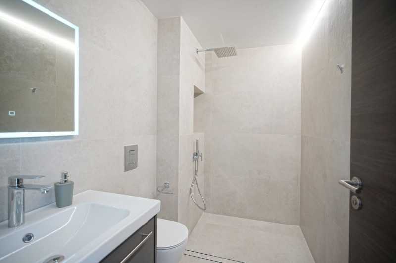 En renta  2 dormitorios Sofia , Gorublyane , 216 metros cuadrados | 37274883 - imagen [10]