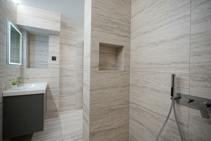 En renta  2 dormitorios Sofia , Gorublyane , 216 metros cuadrados | 37274883 - imagen [12]