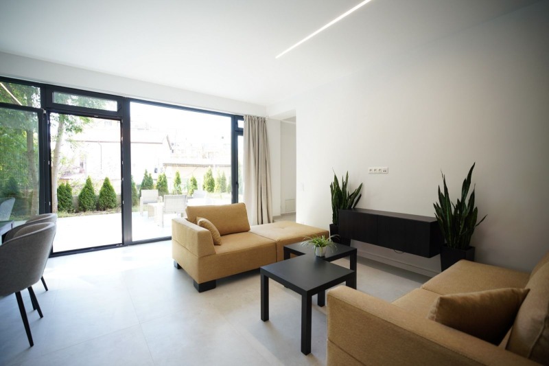 En renta  2 dormitorios Sofia , Gorublyane , 216 metros cuadrados | 37274883 - imagen [5]
