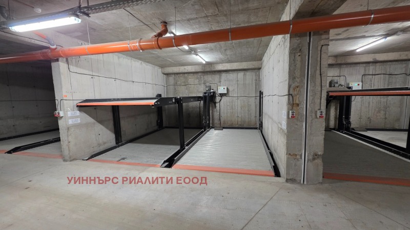 Дава под наем ГАРАЖ, ПАРКОМЯСТО, гр. София, Връбница 2