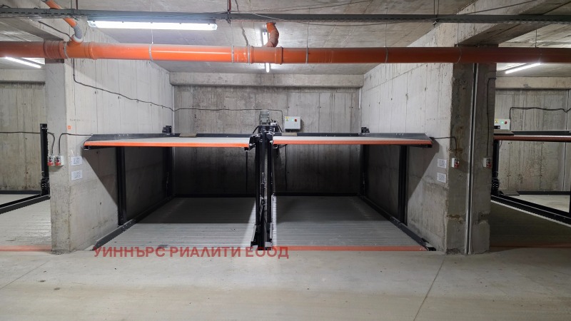 Дава под наем ГАРАЖ, ПАРКОМЯСТО, гр. София, Връбница 2, снимка 2 - Гаражи и паркоместа - 52691357