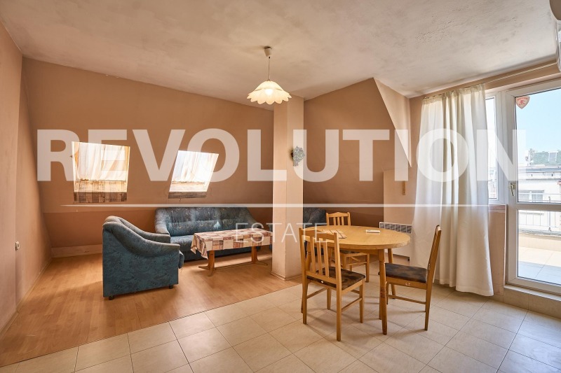Para alugar  1 quarto Plovdiv , Kiutchuk Parij , 56 m² | 95157661