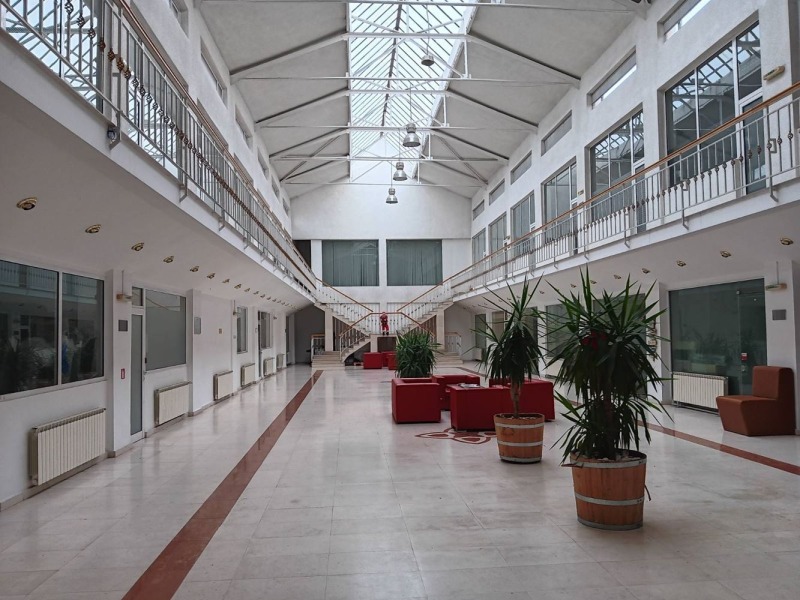 Дава под наем ОФИС, гр. София, Център