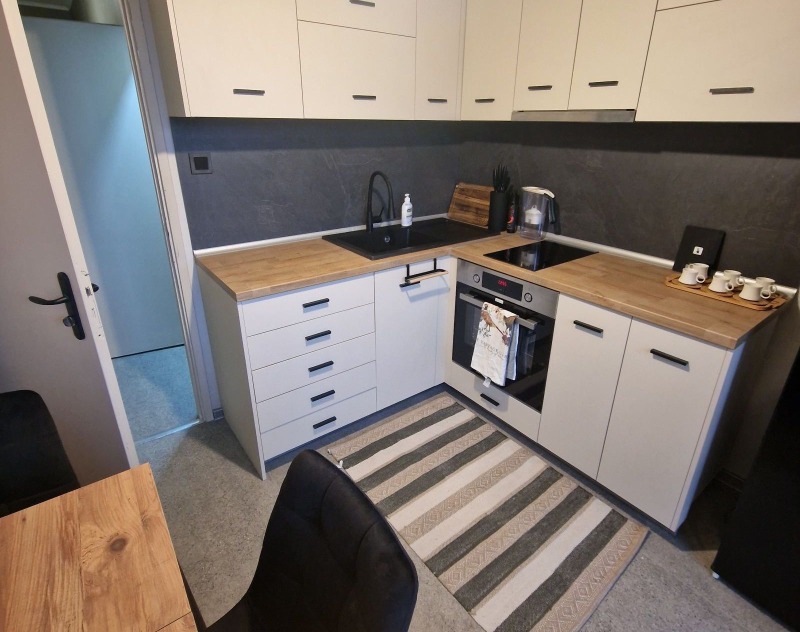 Дава под наем 1-СТАЕН, гр. Русе, Хъшове