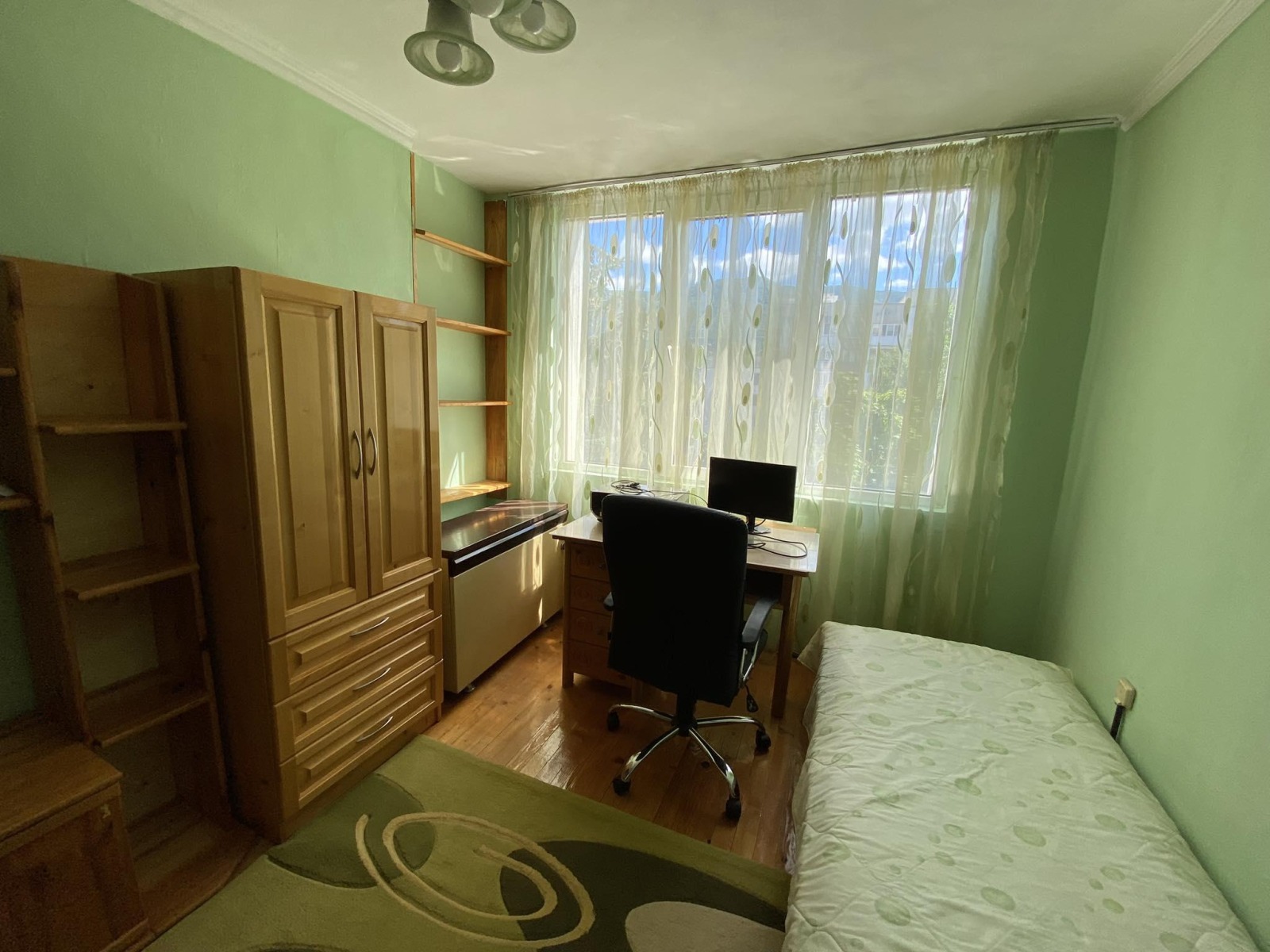 Дава под наем 3-СТАЕН, гр. София, Карпузица, снимка 3 - Апартаменти - 54923932