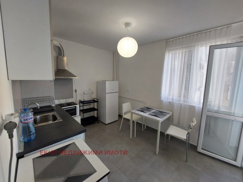 Kiadó  Stúdió Sofia , Ljulin 10 , 45 négyzetméter | 58449387 - kép [2]