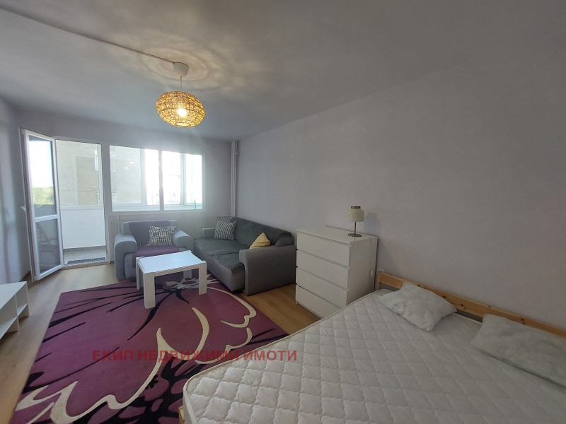 Kiadó  Stúdió Sofia , Ljulin 10 , 45 négyzetméter | 58449387 - kép [4]
