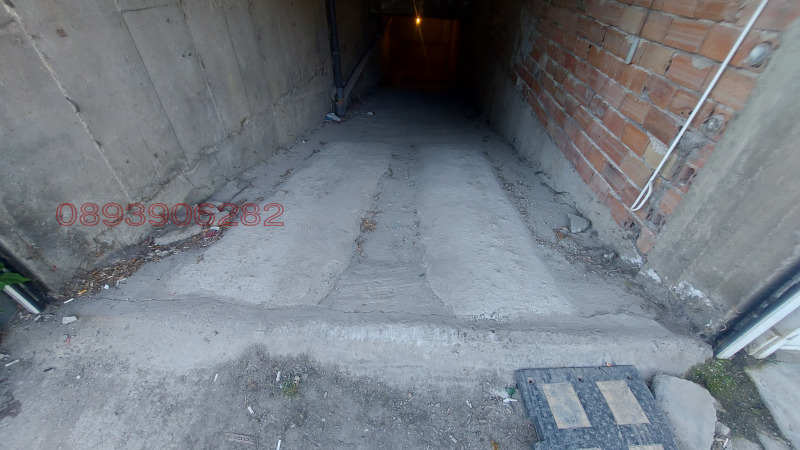 Дава под наем ГАРАЖ, ПАРКОМЯСТО, гр. София, Зона Б-5, снимка 7 - Гаражи и паркоместа - 52985645