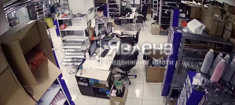 Дава под наем СКЛАД, гр. София, Военна рампа, снимка 9 - Складове - 56026664