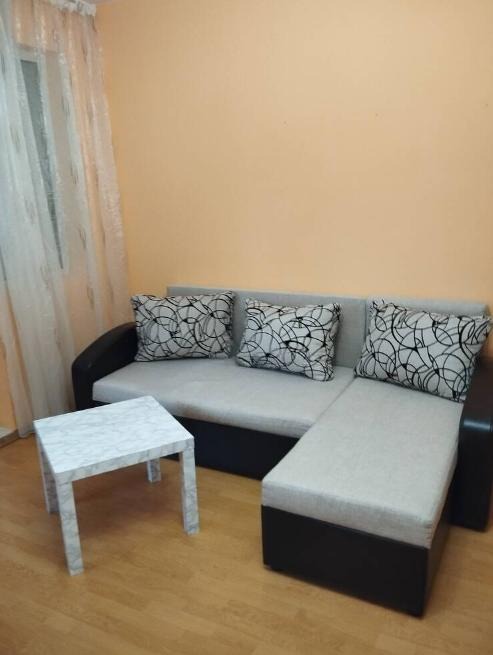 Zu vermieten  1 Schlafzimmer Plowdiw , Karschijaka , 64 qm | 27938016