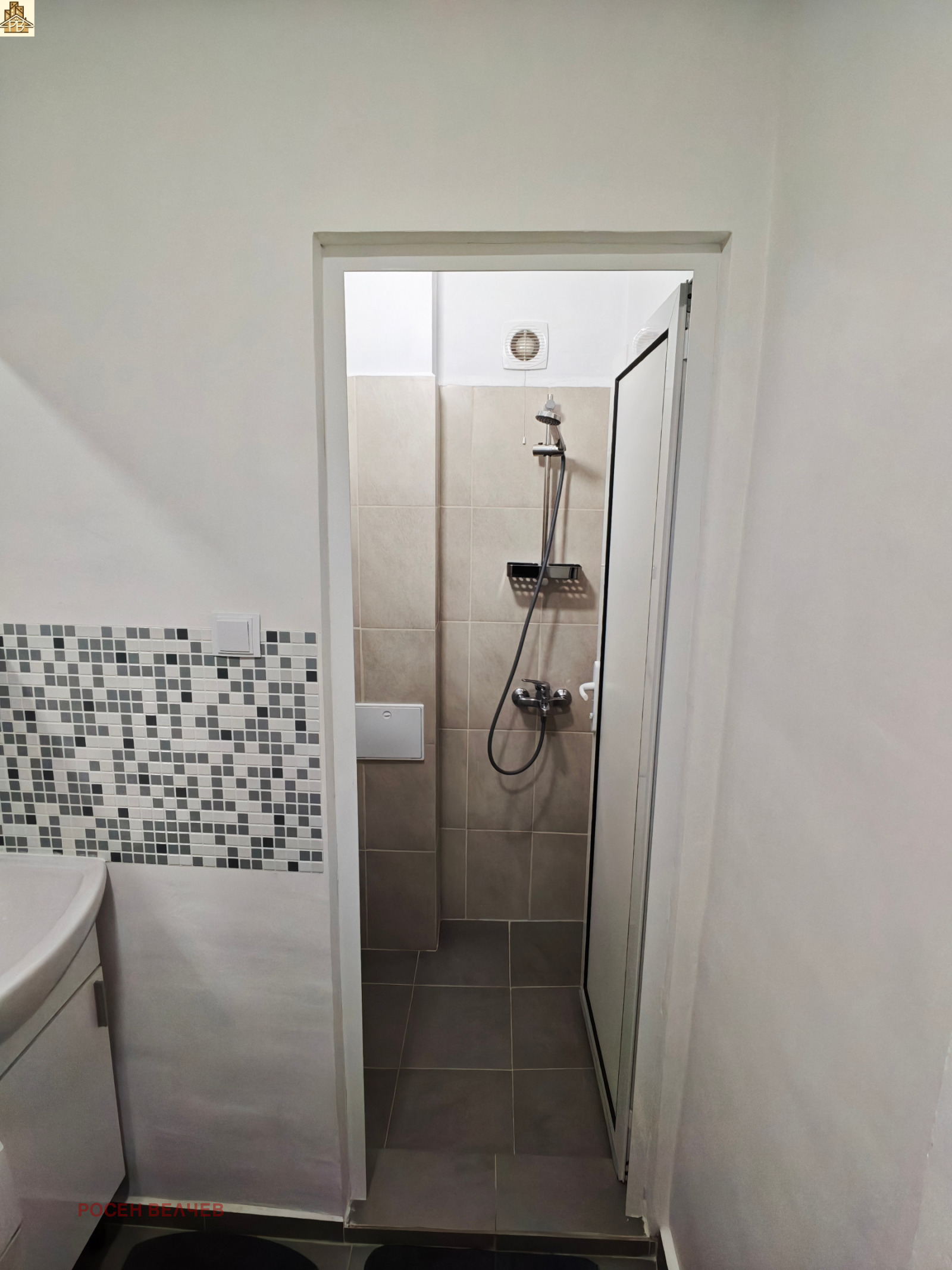 Дава под наем 2-СТАЕН, гр. София, Център, снимка 13 - Апартаменти - 54350522