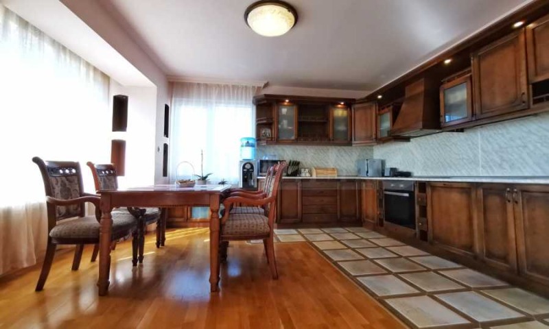 K pronájmu  2 ložnice Varna , Gracka machala , 106 m2 | 15038337