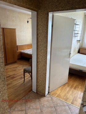 Szoba Suhata reka, Sofia 4
