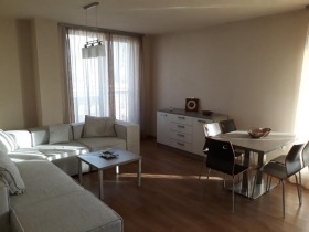 1 sovrum Obelja, Sofia