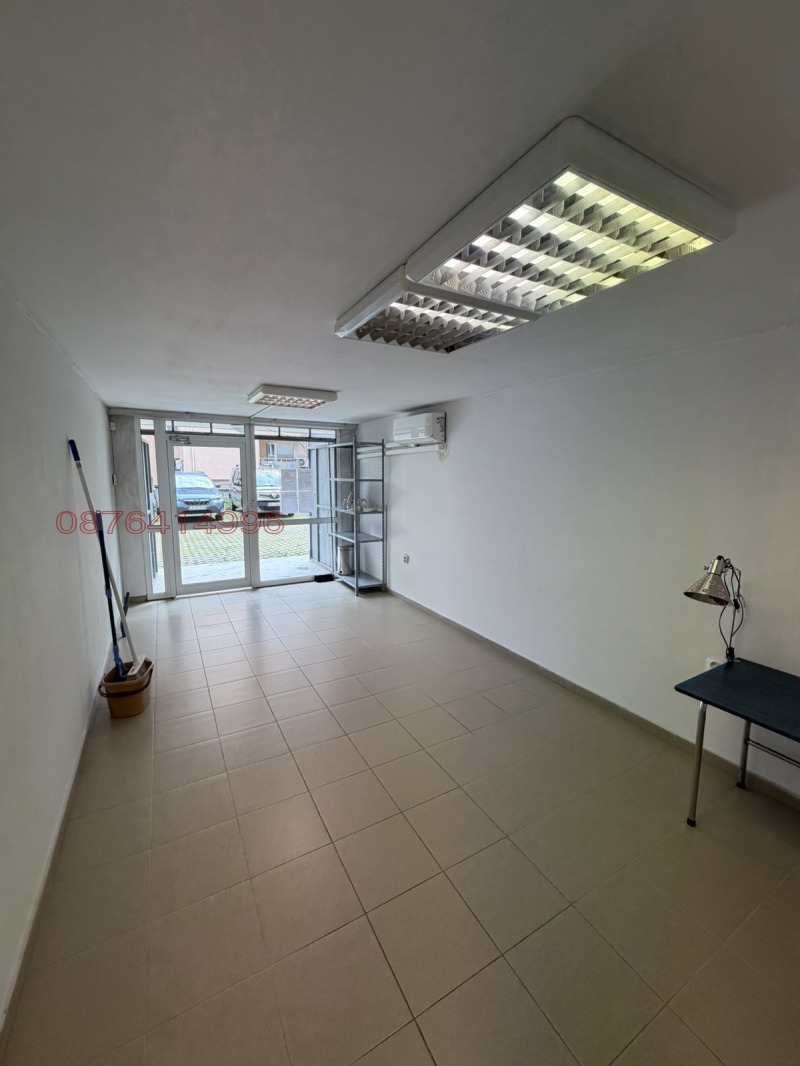 Дава под Наем СКЛАД в град София, Център - 21 кв.м / 230 € » 449.84 лв.