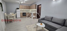 1 chambre Kolhozen pazar, Varna