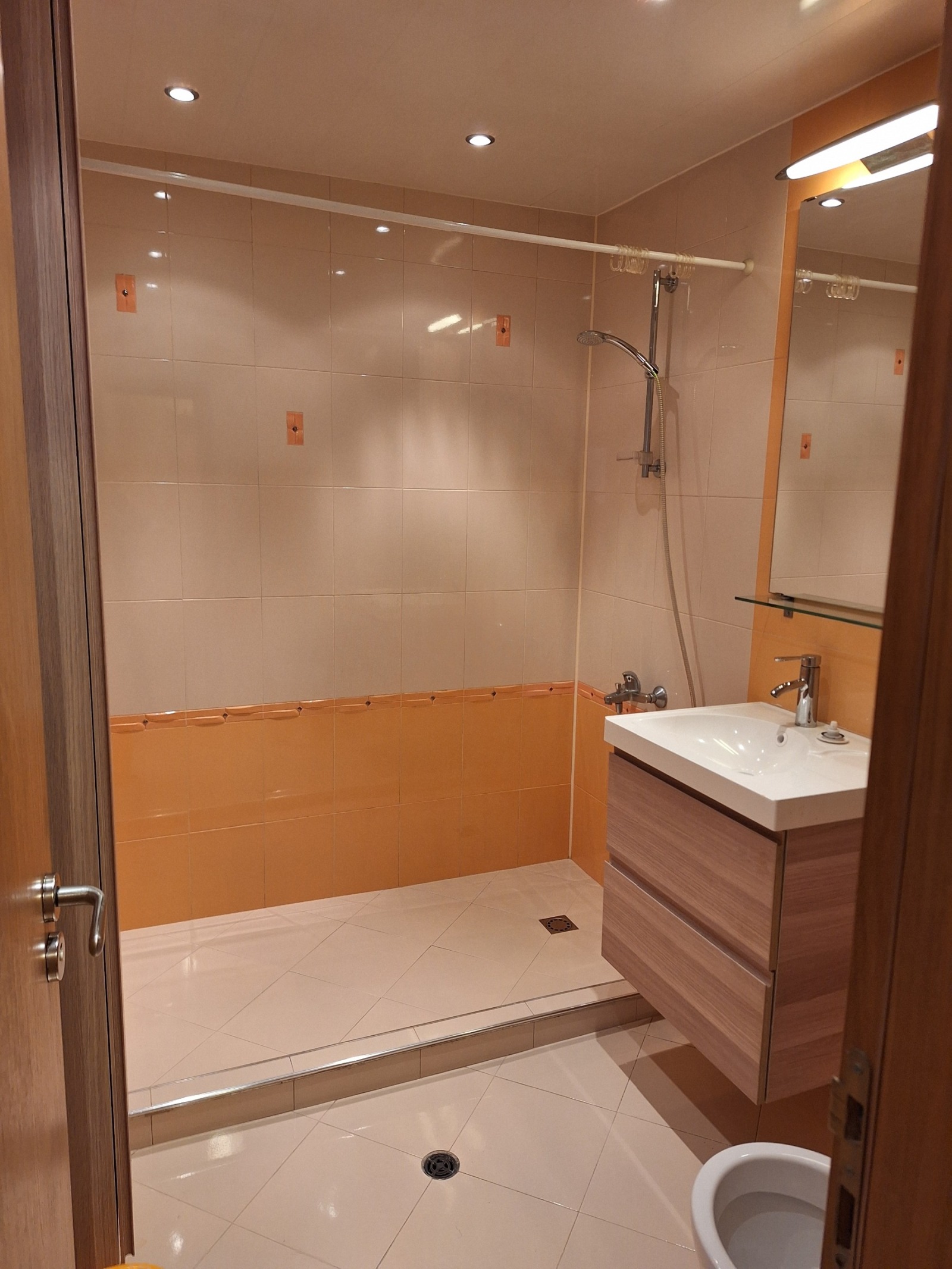 Дава под наем 3-СТАЕН, гр. София, Белите брези, снимка 7 - Апартаменти - 53608810