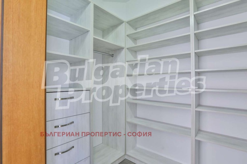 Дава под наем 4-СТАЕН, гр. София, Лозенец, снимка 14 - Апартаменти - 53227799