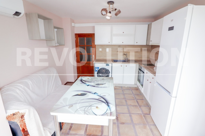 For Rent  2 bedroom Varna , Zimno kino Trakiya , 100 sq.m | 70311728 - image [2]