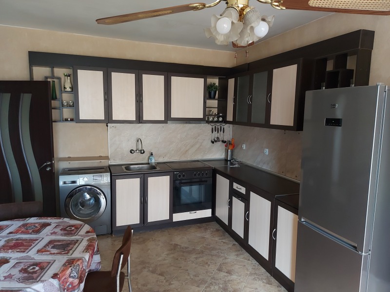 Kiadó  2 hálószobás Sofia , Goce Delcsev , 65 négyzetméter | 31934475 - kép [2]