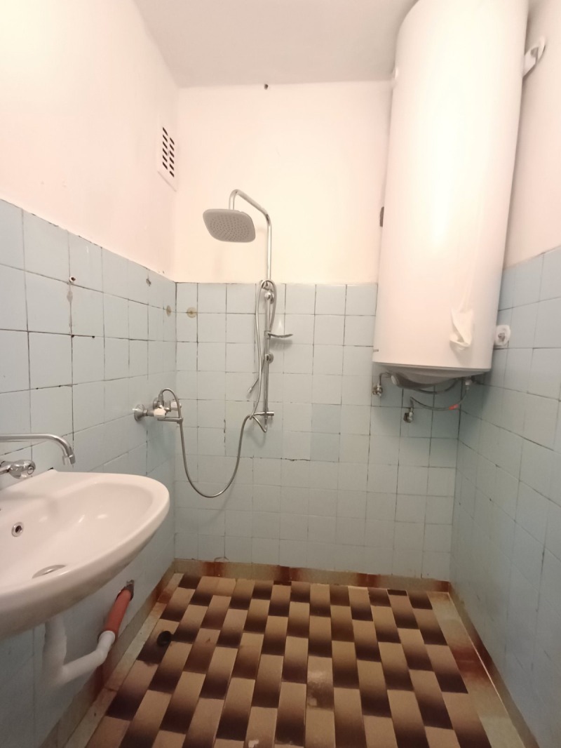 Дава под наем  4-стаен град София , Левски , 98 кв.м | 97960077 - изображение [14]