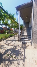 Под наем КЪЩА, град Пловдив, Кършияка • 1250 € / 2444.79 лв. • 64055212 1