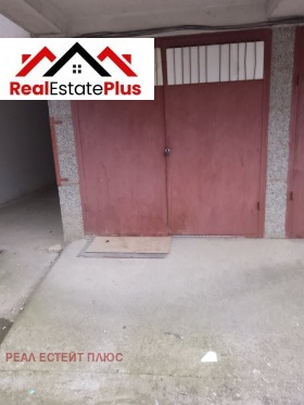 Garage Schirok zentar, Plewen