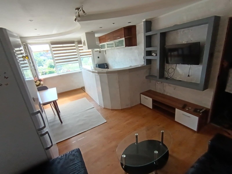 For Rent  Studio region Pernik , Radomir , 49 sq.m | 26414245