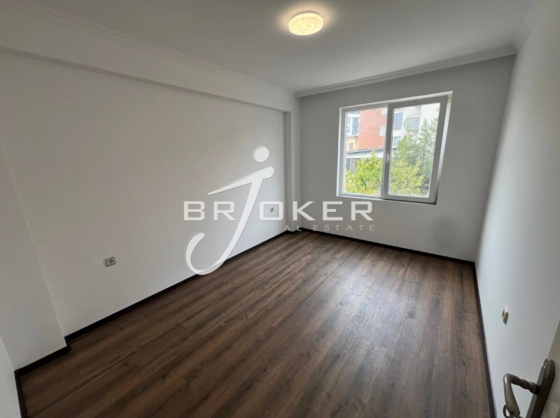 Zu vermieten  2 Schlafzimmer Kardschali , Wazroschdenzi , 85 qm | 14519704 - Bild [3]