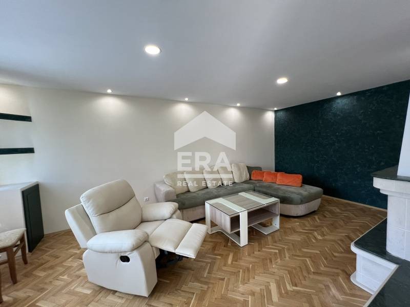 В аренду  2 спальни Русе , Широк център , 96 кв.м | 44176309 - изображение [2]